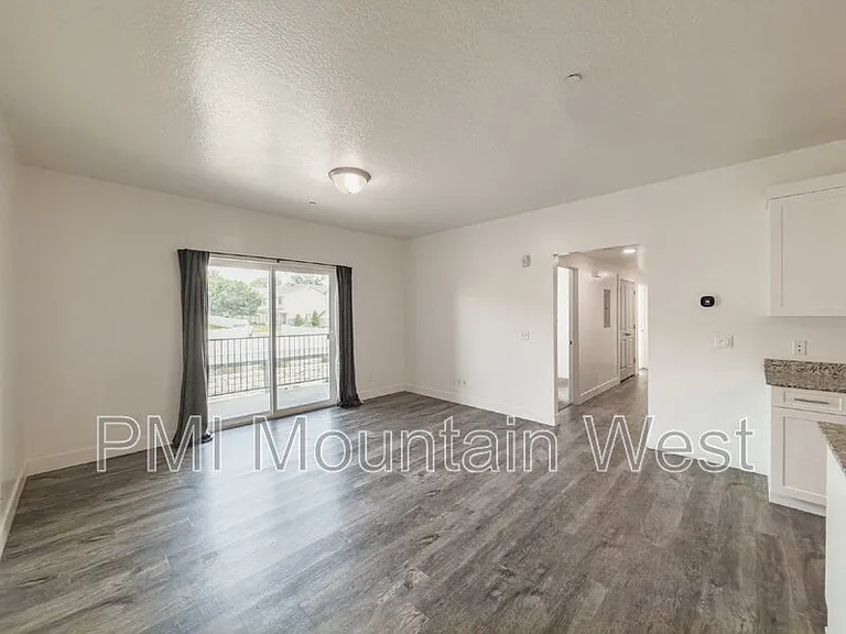 875 S Depot St #B251 — Photo 5