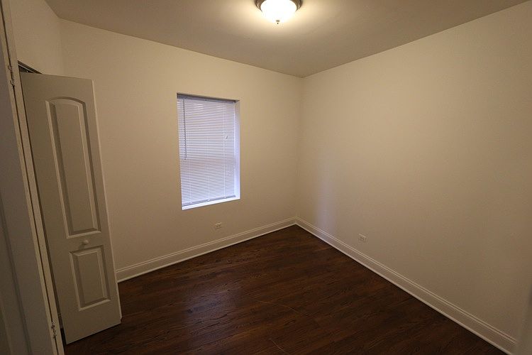 1st image of 2065 W Jarvis Ave #1W