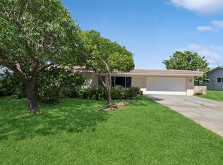 167 NW 6th Ave, Boca Raton, FL 33432