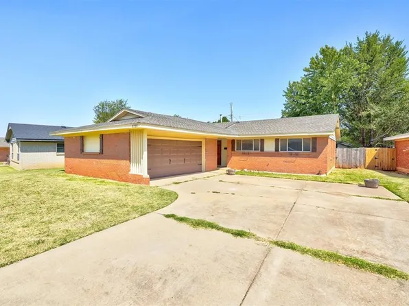 5705 NW 66th St, Warr Acres, OK 73132