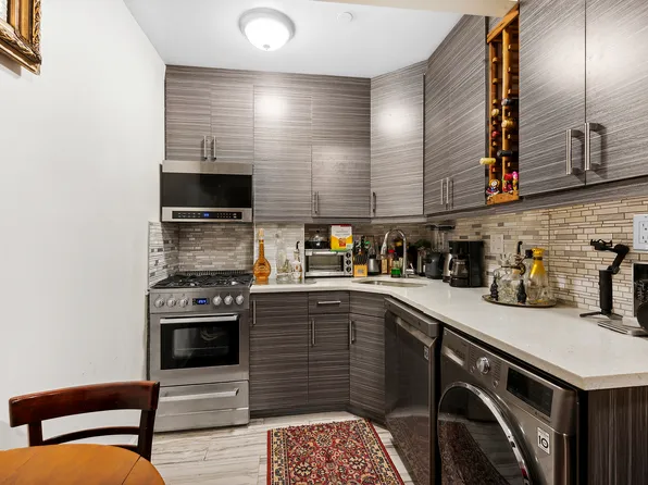 397 5th Avenue image 7 of 11