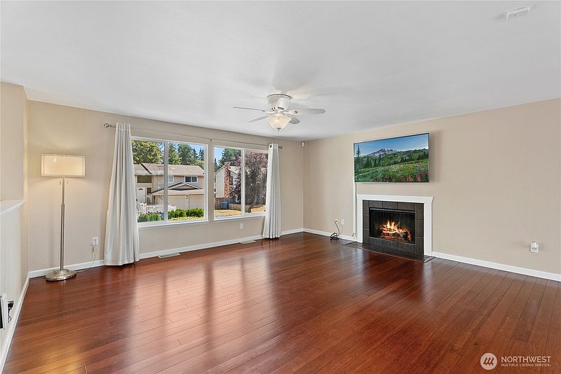 4th image of 1665 Monroe Court SE