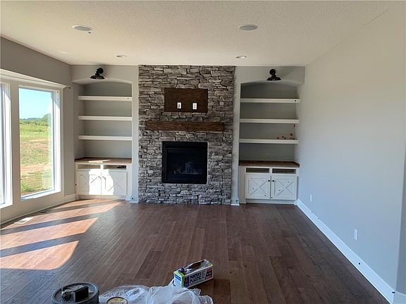 5th image of 1801 Green Meadow Dr