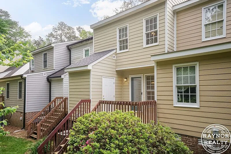 2 bed, 3.0 bath, 1079 sqft, $1,750 — Photo 3