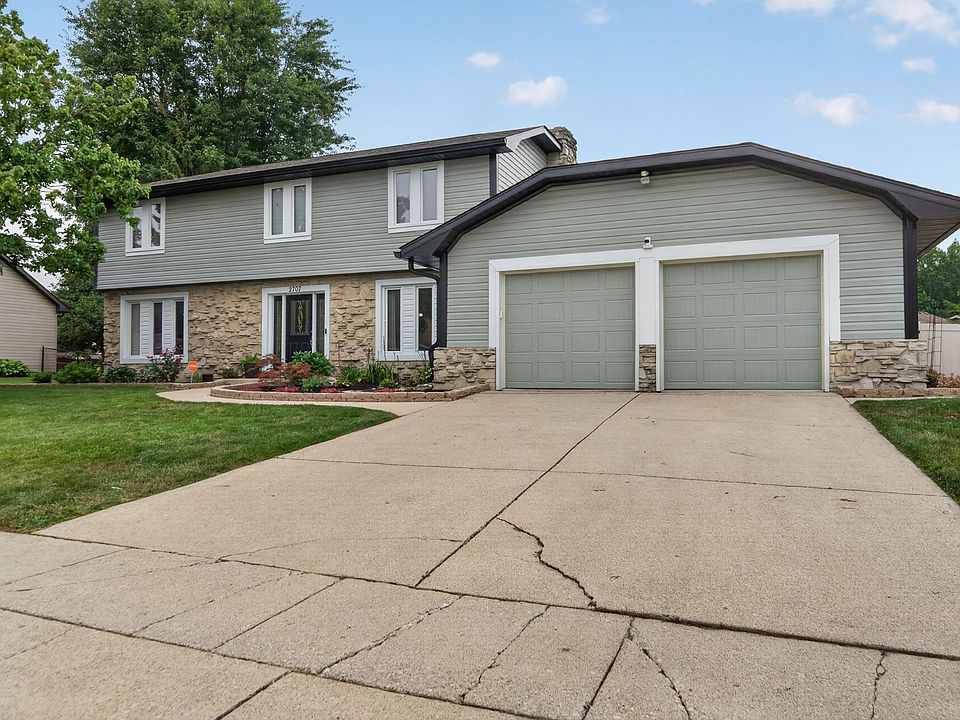 1st image of 2707 Whitehouse Dr