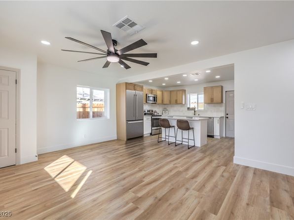 1209 S 17th St, Las Vegas, NV 89104