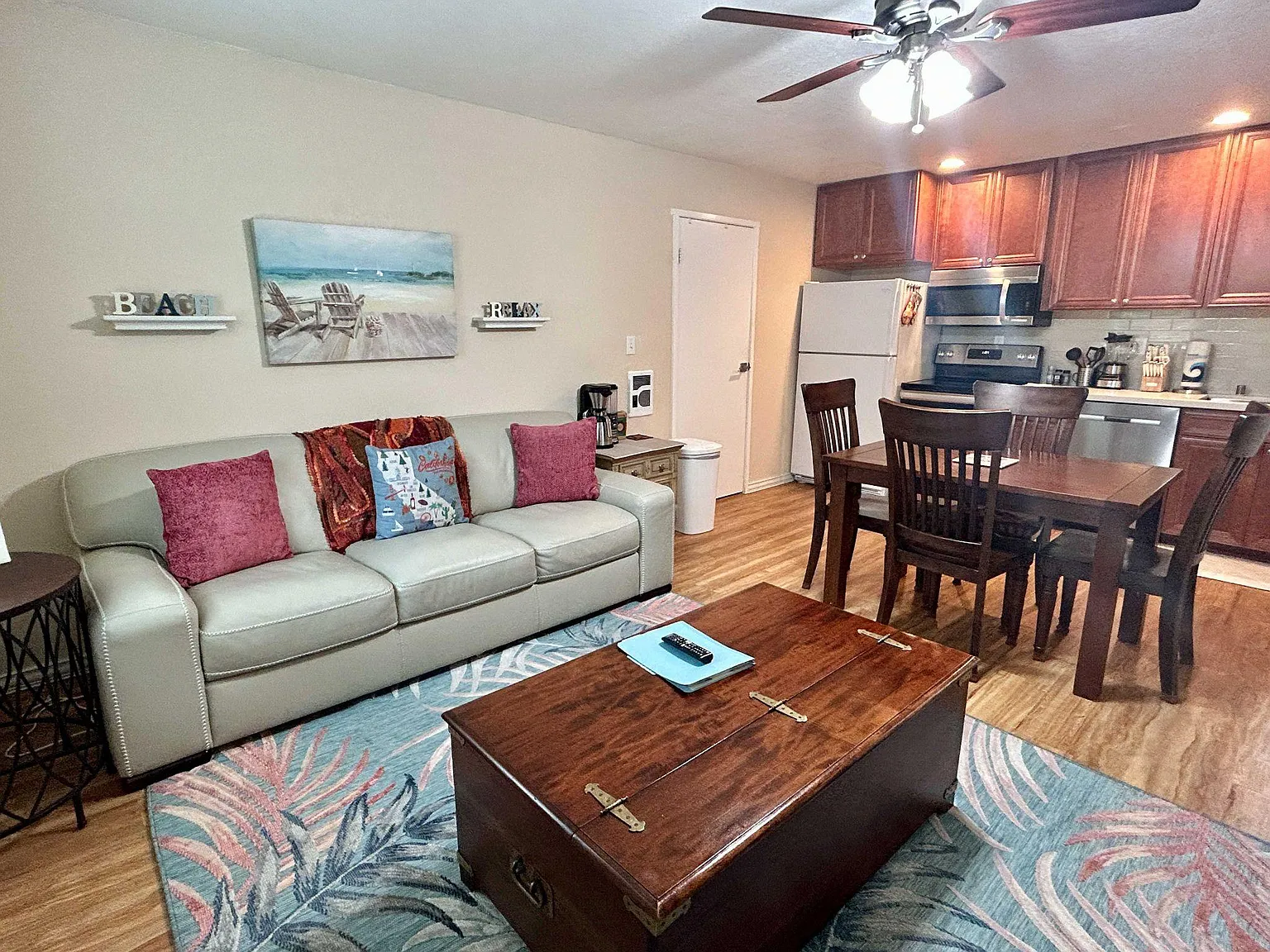 2 bed, 860 sqft, $3,500 — Photo 2