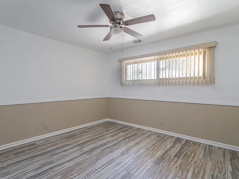 2812 San Pedro Dr NE — Photo 14