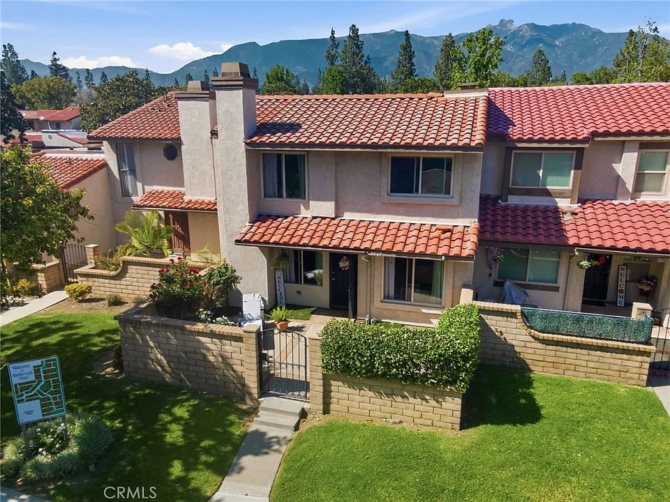 9869 Galena Ct