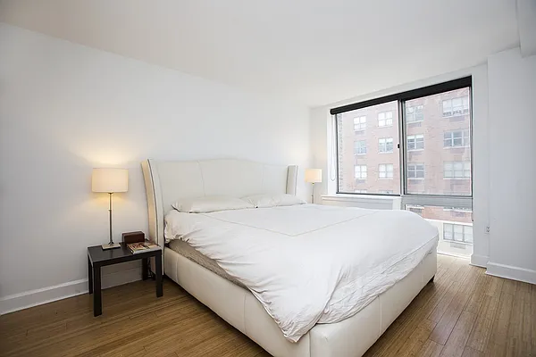 Sold by BLU Real Estate | media 16