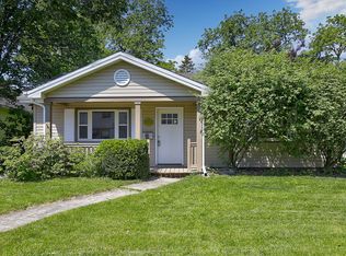 1340 Benton St, Crete, IL 60417