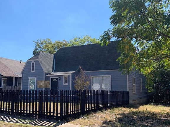2nd image of 522 Kayton Ave