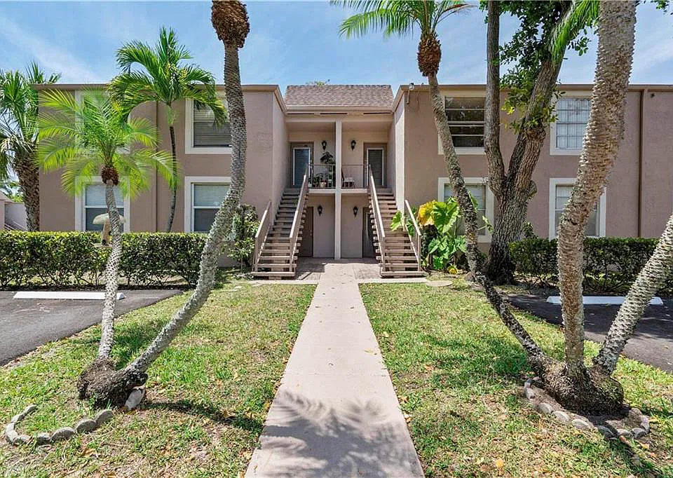 1050 NW 80th Ave #102
