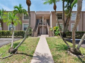 1050 NW 80th Ave, Pompano Beach, FL