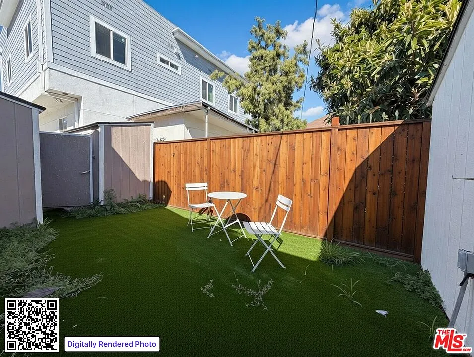 5 bed, 2.0 bath, 1057 sqft, $5,500 — Photo 1