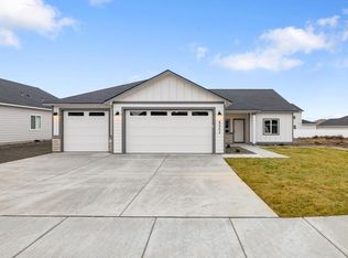 8502 Ashen Dr, Pasco, WA 99301