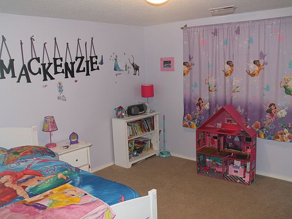 Bedroom with Walk-In Closet