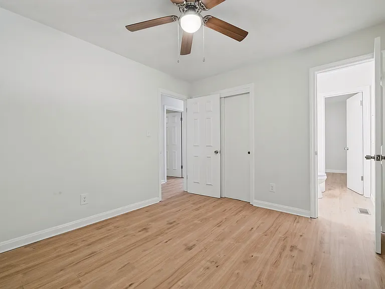 97 Shamrock Ln — Photo 18