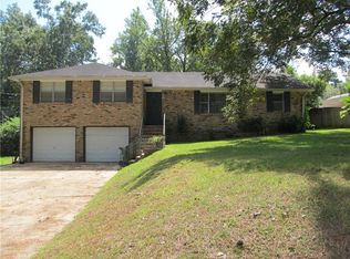 217 Valley Rd, Chickasaw, AL 36611