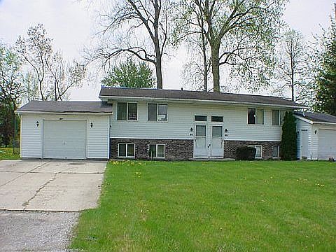 1st image of 3329 Walters Dr