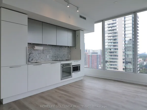 85 Wood St, Toronto, ON