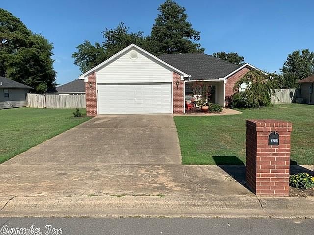 1st image of 3208 Greenfield Dr