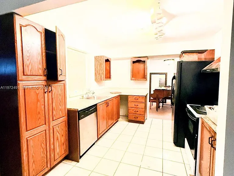766 NW 24th Ave — Photo 9
