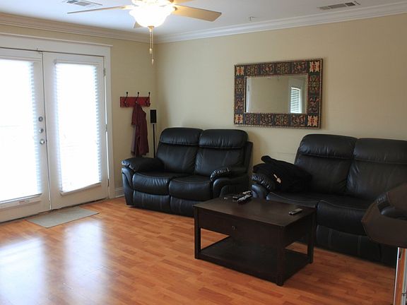 4th image of 1725 Harvey Mitchell Pkwy S APT 225