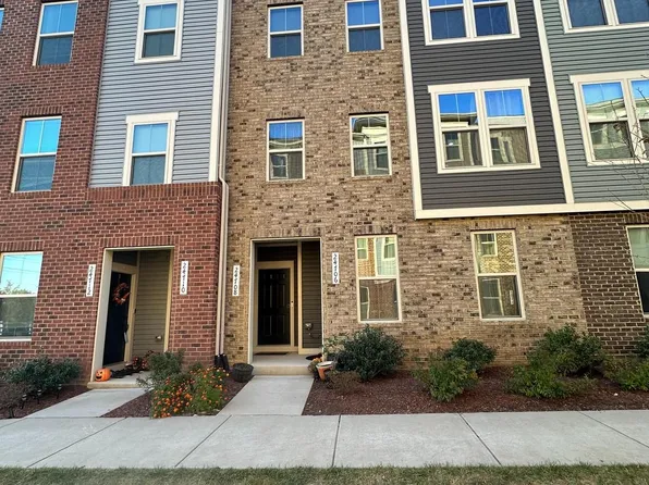 24706 Pantzlaff Farm Ter, Sterling, VA 20166