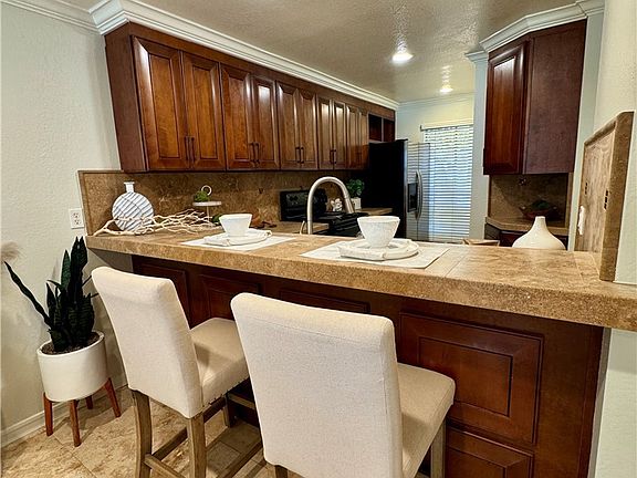 4th image of 5104 Marina Pacifica Dr S