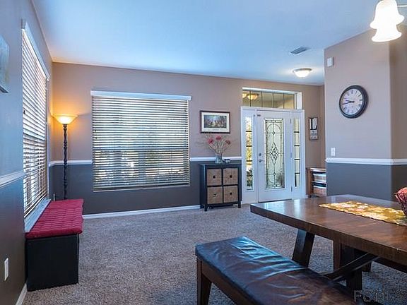 3rd image of 4 Woodborn Ln