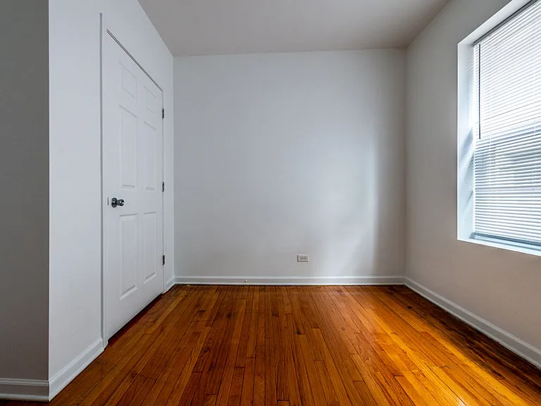1101 N Lawler Ave — Photo 19