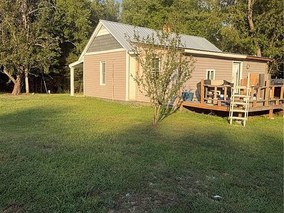 3rd image of 8750 Dennis Rd