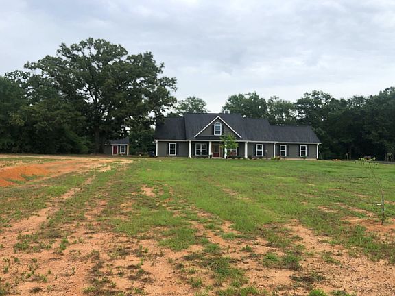 3rd image of 745 Thrasher Rd