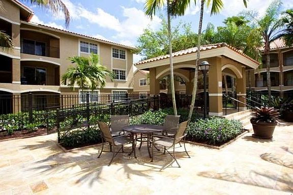 4th image of 140 SW 117th Ave #4106