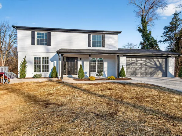 264 Braeshire Dr, Ballwin, MO 63021