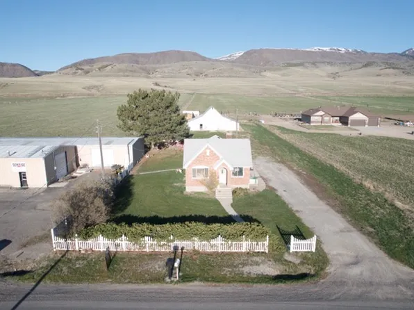 1439 N Westside Hwy W, Dayton, ID 83232