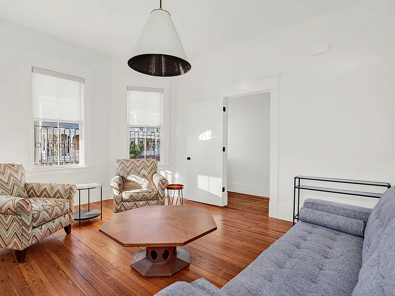 408 W 41st St #B — Photo 28