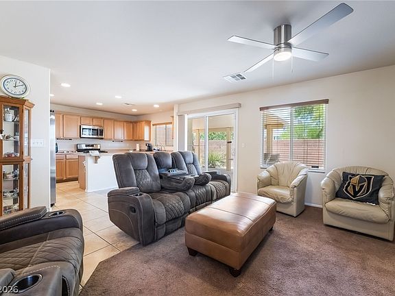 5th image of 1129 Autumn Blossom St