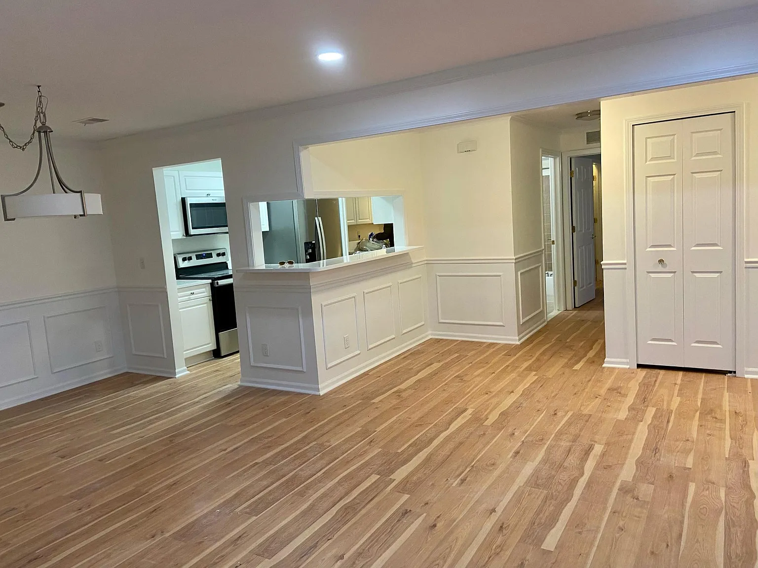 2 bed, 1443 sqft, $1,850 — Photo 2