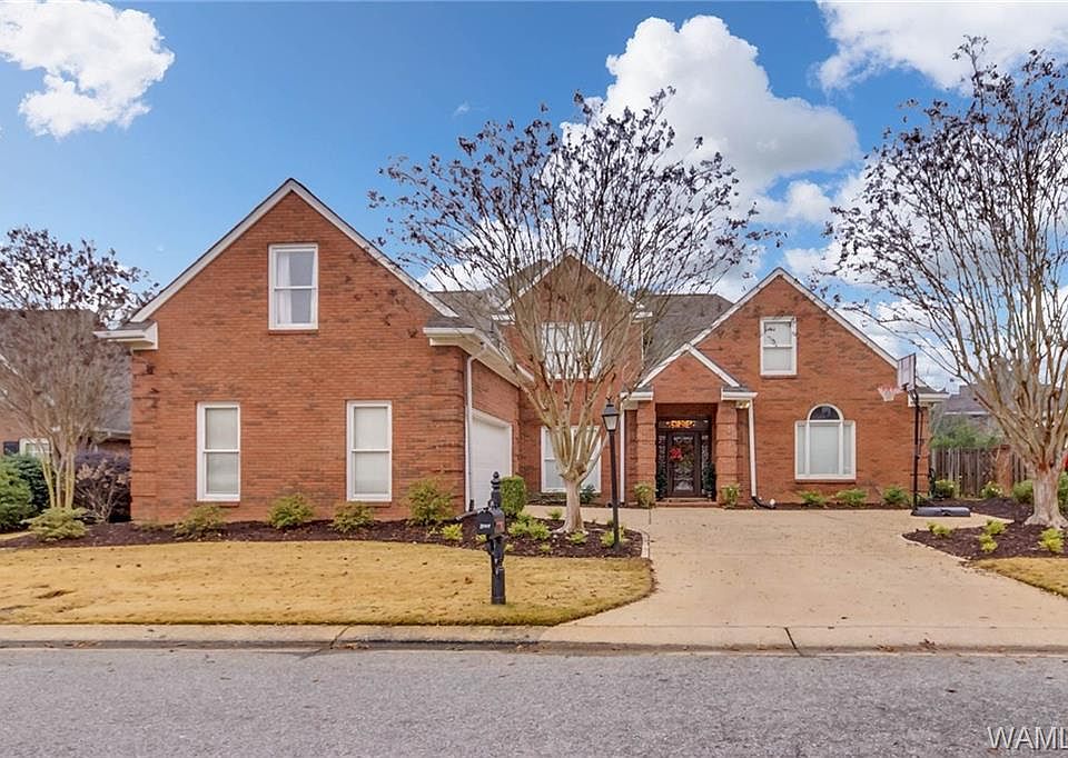 1st image of 3914 Gaineswood Ln