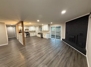 1136 W Longhills Rd, Benton, AR 72019