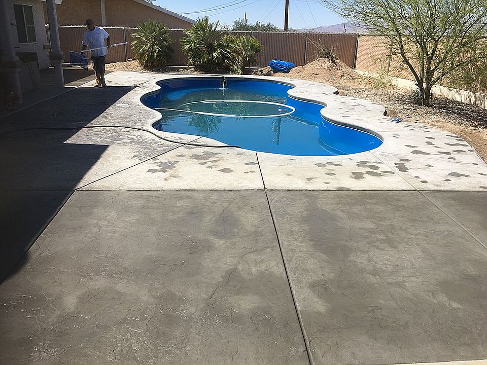 2nd image of 2279 Alpine Dr
