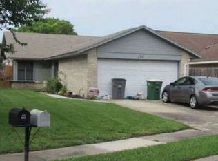 104 Largo Ct, Victoria, TX 77901