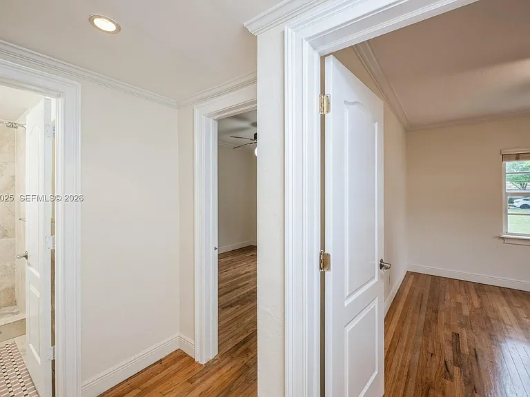 237 Madeira Ave #1 — Photo 11