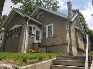 1115 N 30th St, Omaha, NE 68131