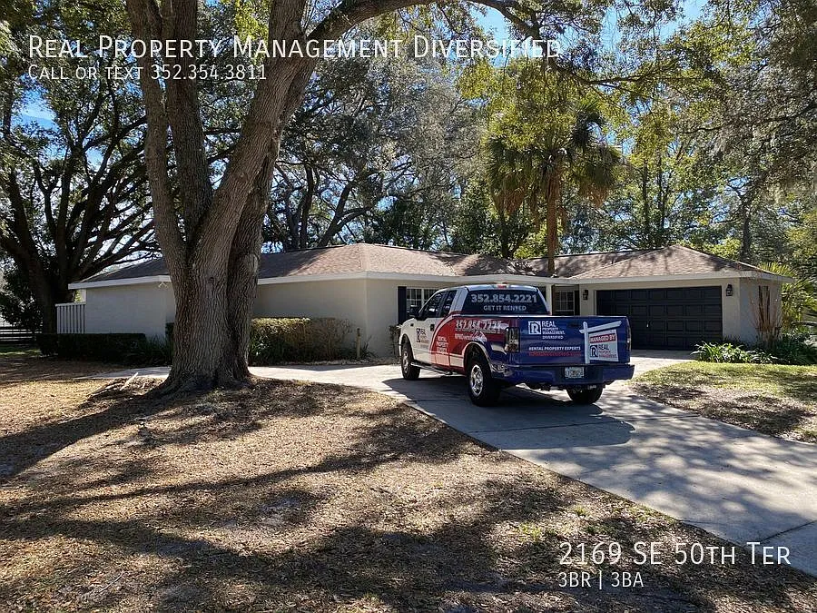 Not Available For Show Or Move In Unitl Mid September Beautifully Remodeled Home In Pine Oak Esta... — Photo 3