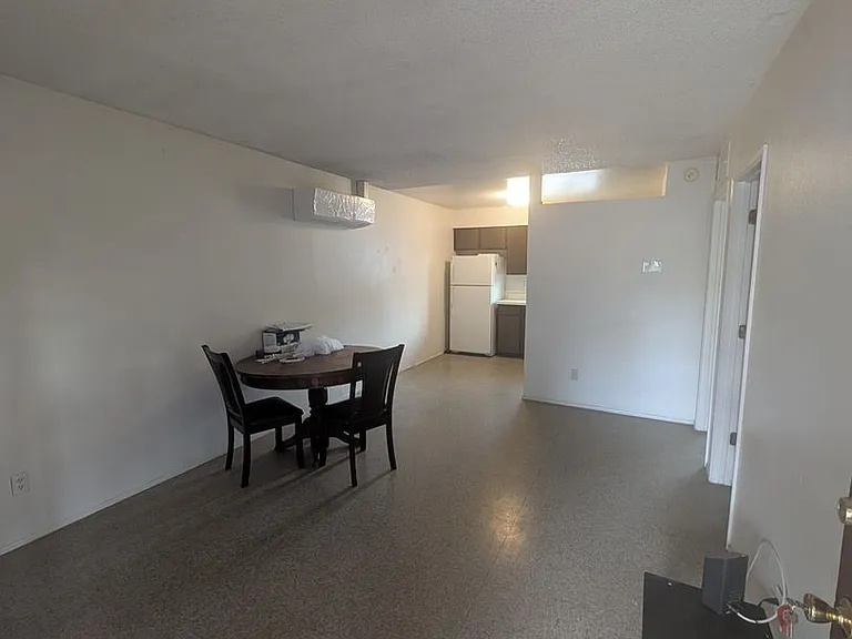 1321 N 1st Ave — Photo 3