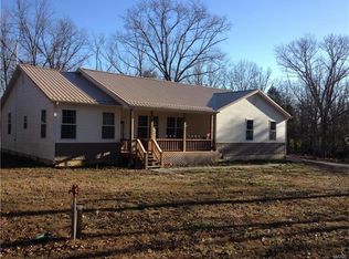 4735 Huntington Dr, Farmington, MO 63640