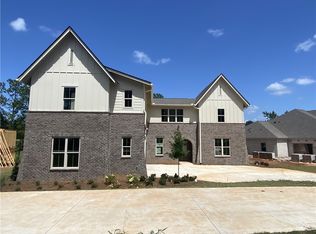 1055 Andrews Ave, Auburn, AL 36832